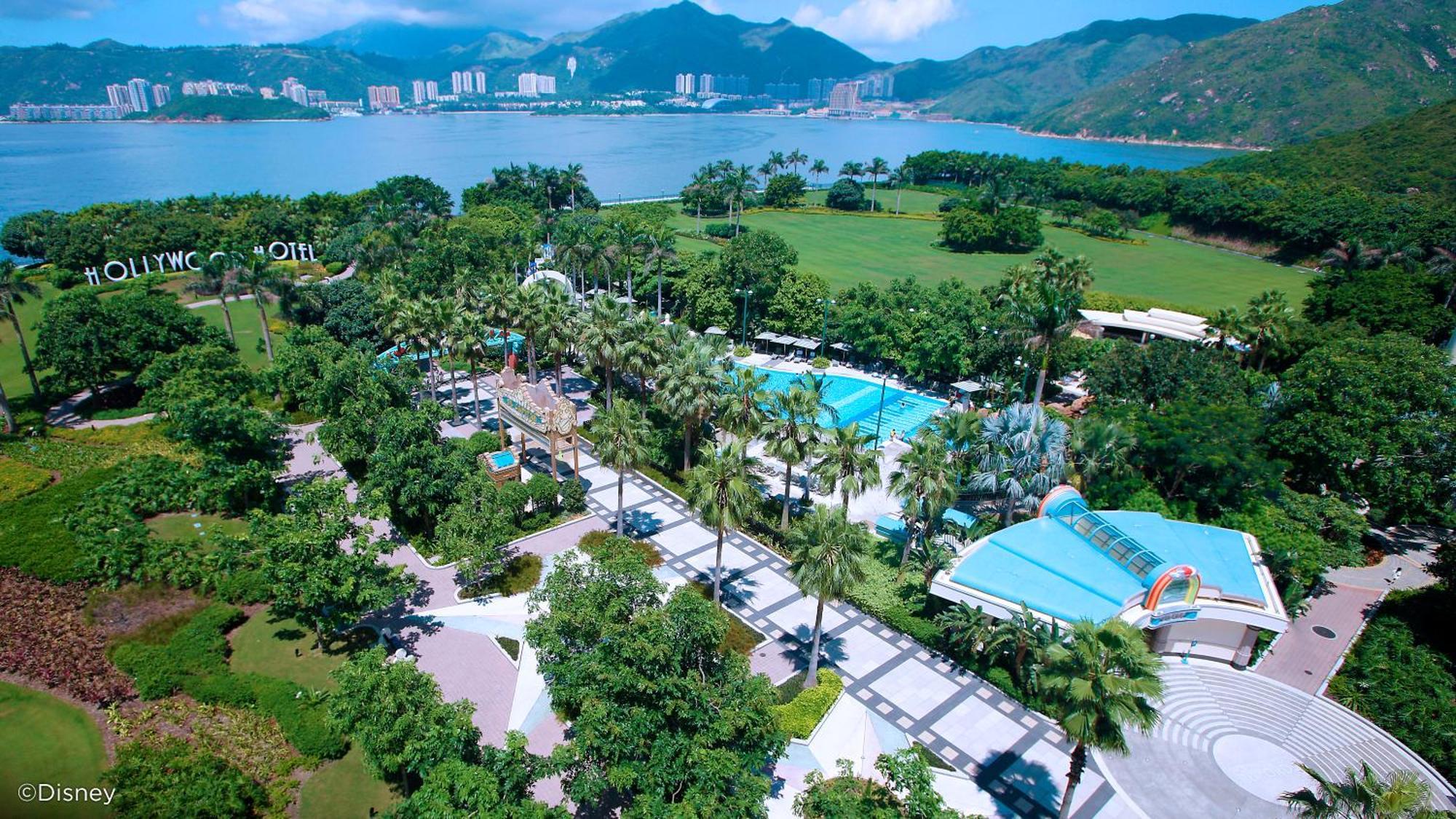 Disney'S Hollywood Hotel Hong Kong Bagian luar foto Aerial view of the club