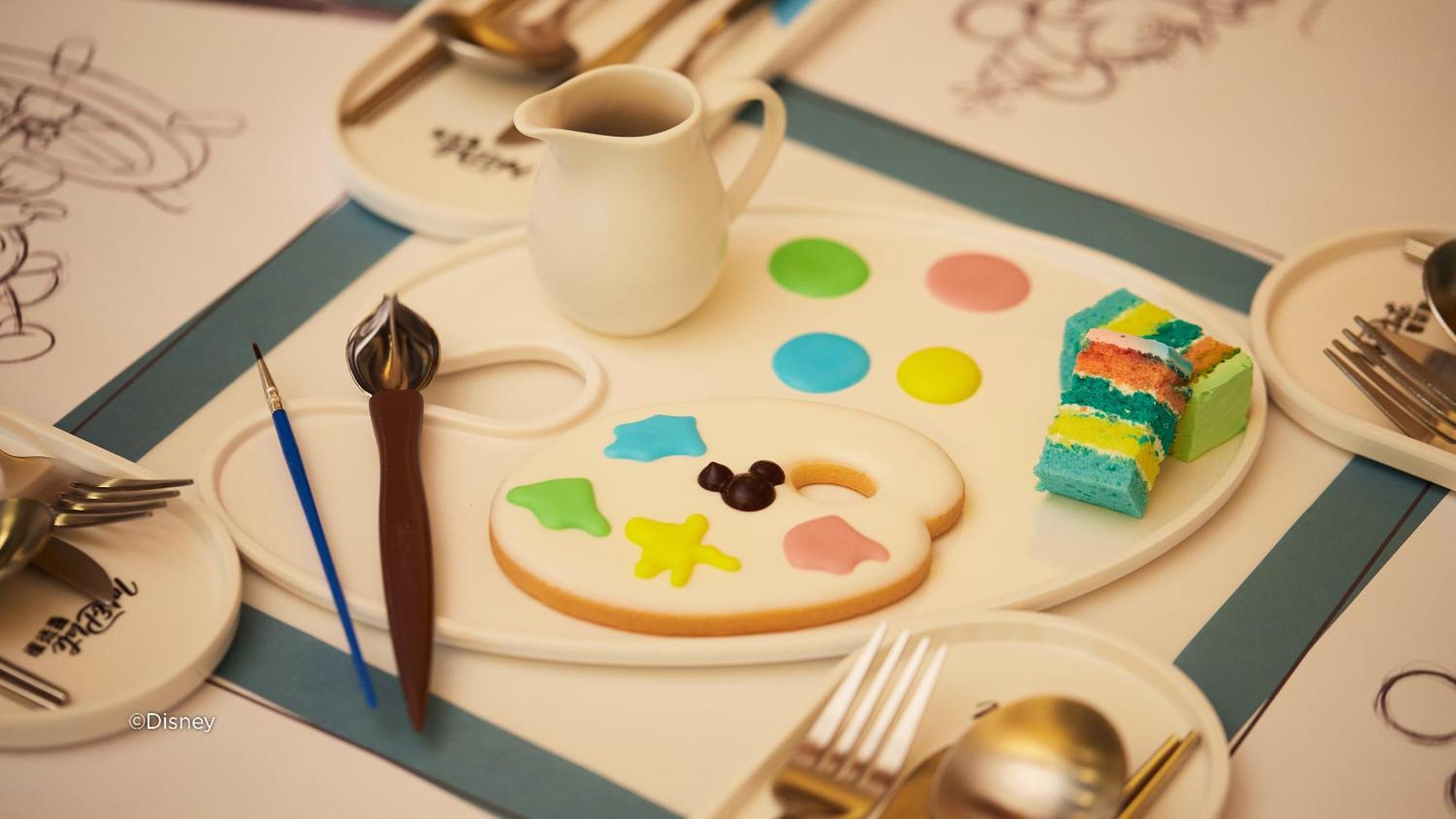 Disney'S Hollywood Hotel Hong Kong Bagian luar foto A palette of food