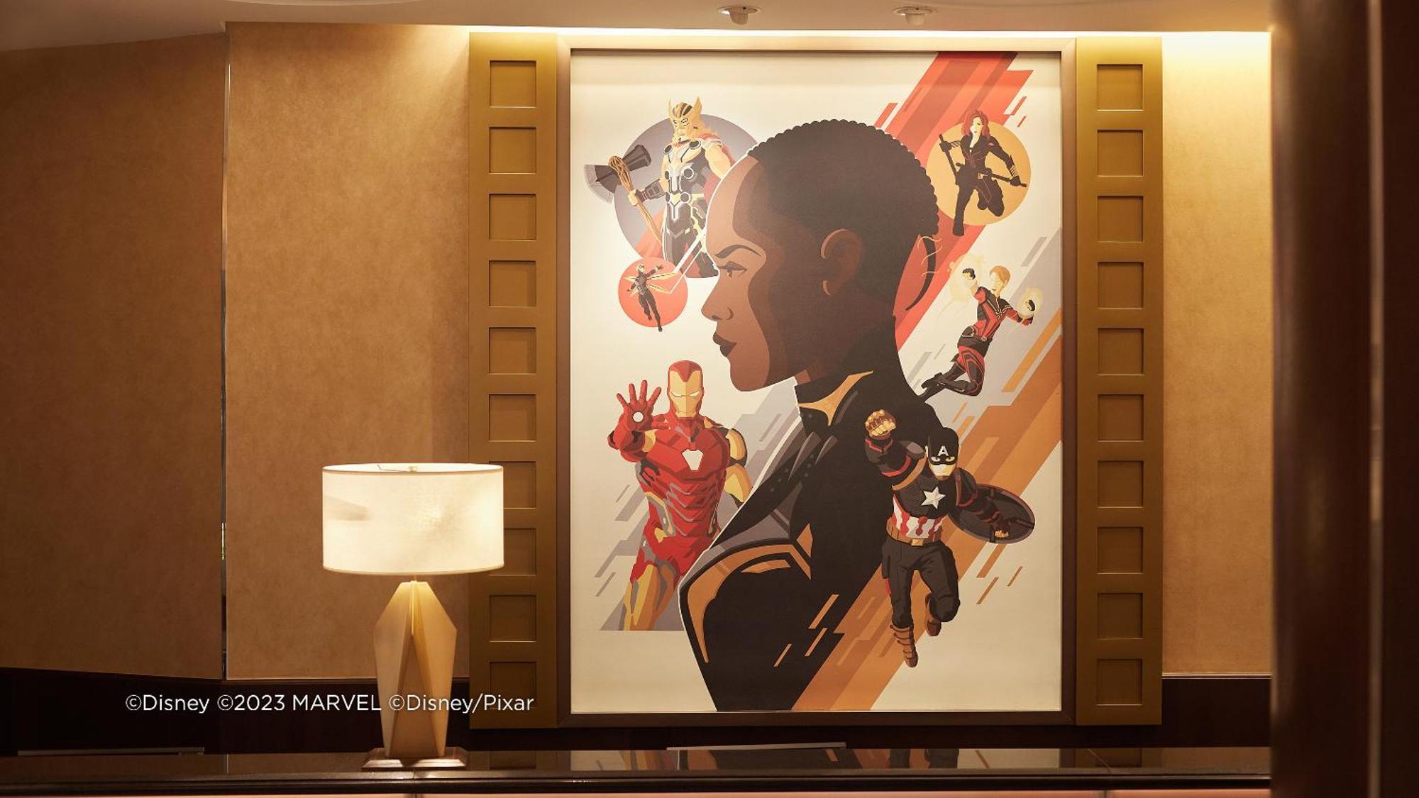 Disney'S Hollywood Hotel Hong Kong Bagian luar foto A mural of Shuri at the Walt Disney Studios