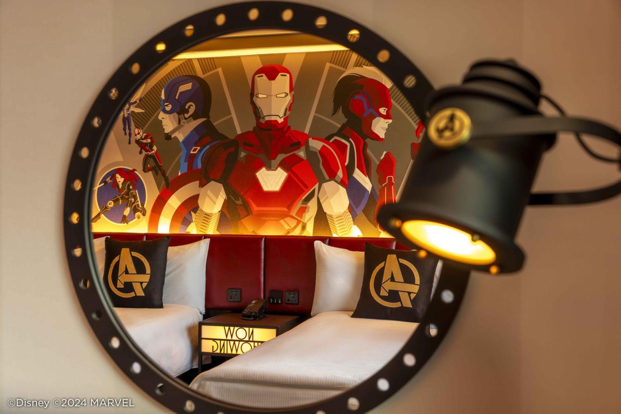 Disney'S Hollywood Hotel Hong Kong Bagian luar foto Avengers themed room at the hotel