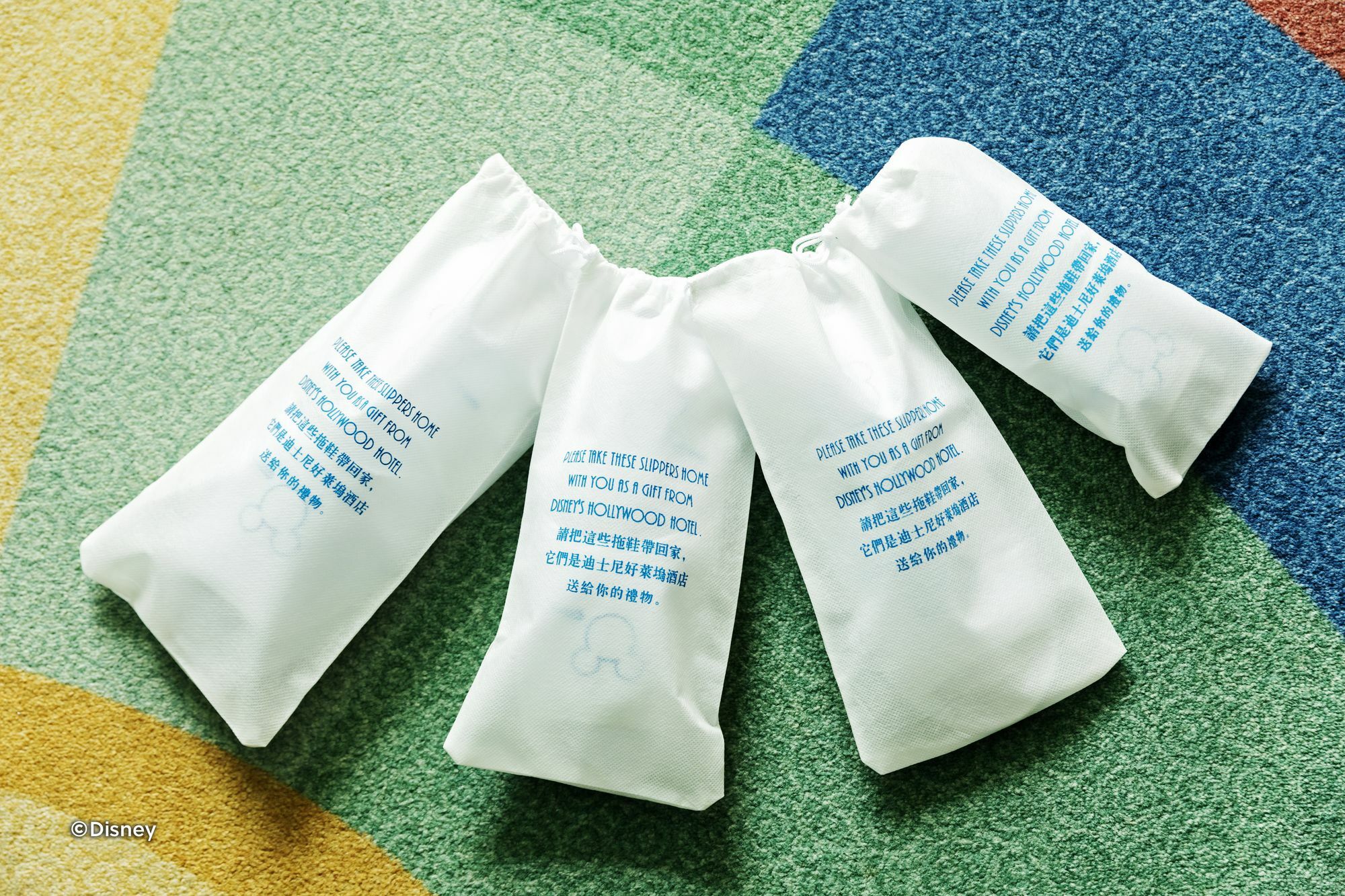 Disney'S Hollywood Hotel Hong Kong Bagian luar foto Desiccant packs